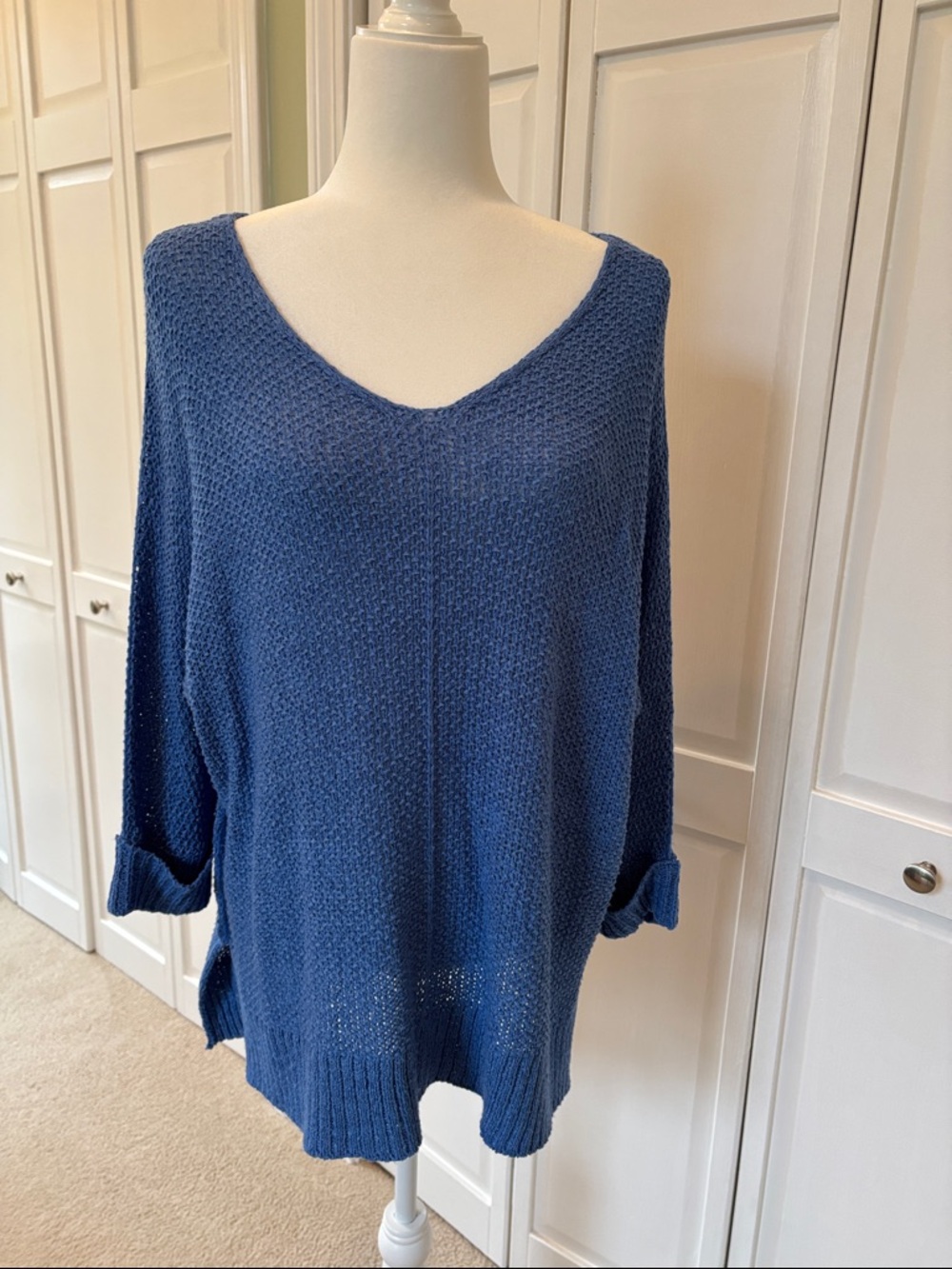 eesome Blue V-Neck Oversized Knit Sweater